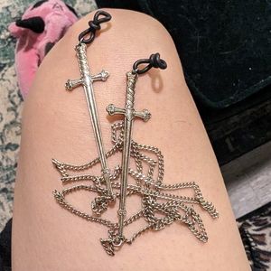 Regal Rose sunglasses chain